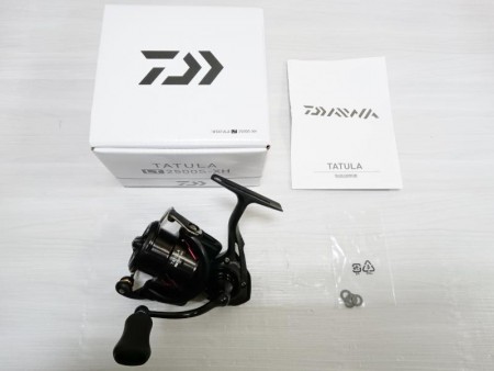 Daiwa ダイワ '18 TATULA タトゥーラ LT 2500S-XH【中古Cランク】