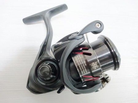 Daiwa ダイワ '18 TATULA タトゥーラ LT 2500S-XH【中古Cランク】