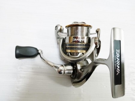 Daiwa ダイワ '12 LUVIAS ルビアス 2004H【中古Cランク】