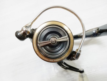 Daiwa ダイワ '18 EXIST イグジスト FC LT 2000S-P(改)【中古Cランク】