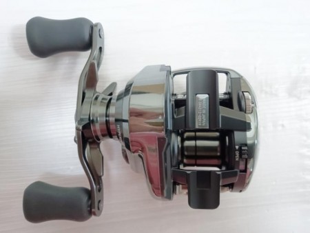 Daiwa ダイワ '24 STEEZ スティーズ SV TW 100H【中古Sランク】