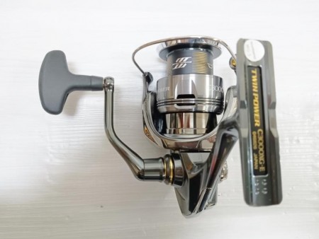 SHIMANO シマノ '24 TWINPOWER ツインパワー C3000XG【中古Sランク】