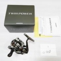 SHIMANO シマノ '24 TWINPOWER ツインパワー C2500SXG【中古Sランク】