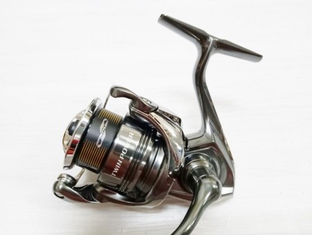 SHIMANO シマノ '24 TWINPOWER ツインパワー C2500SXG【中古Sランク】