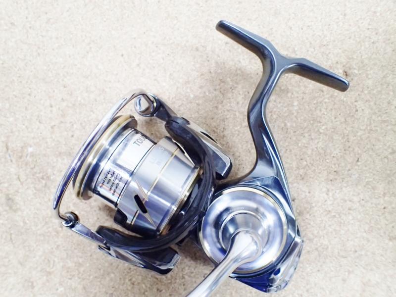 Daiwa ダイワ Luvias ルビアス Lt 2500 中古sランク ルアーショップ コング 東京国分寺の 中古ルアーショップ コング が運営する釣具のオンライン売買ベストサイト