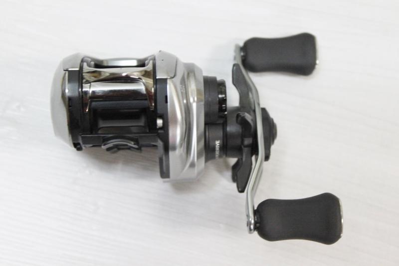 Daiwa ダイワ '21 ZILLION ジリオン SV TW 1000P【中古Cランク