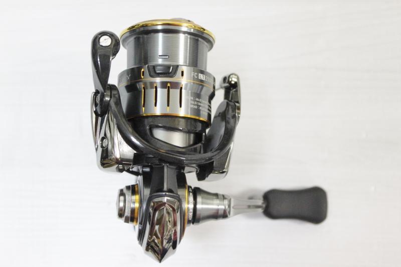 Daiwa ダイワ '21 ルビアス エアリティ FC LT 2500S-XH【中古Cランク